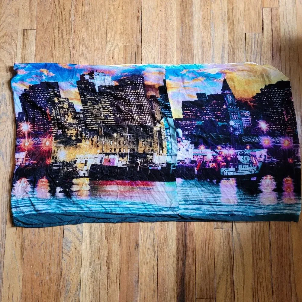 Cynthia Rowley Multicolor City Landscape Infinity Scarf One Size Fits All EUC